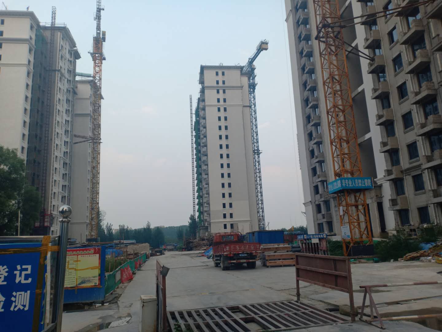 涿州印象城12#13#22#楼在建进度照片
